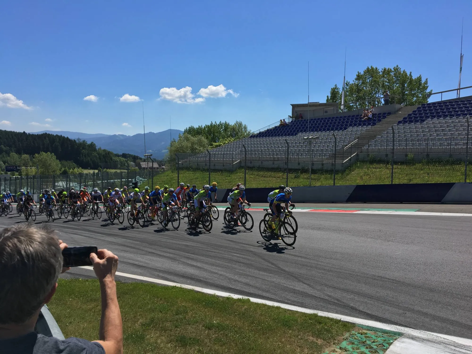 Der Start der Ring Attacke 10 Der Start der Ring Attacke 10